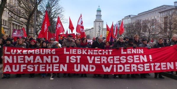 10 Ocak 2016 Berlin Lenin-Liebknecht-Luxemburg yürüyüşü 10 Ocak 2016 Berlin Lenin-Liebknecht-Luxemburg yürüyüşü